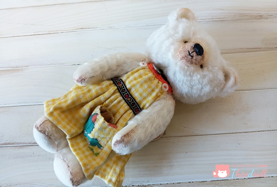 ワンピースホワイトベアー