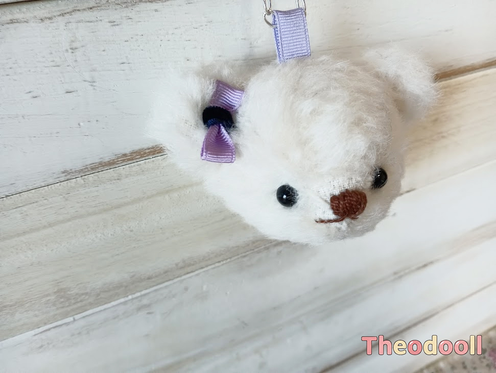 真っ白くまさんのお顔バッグチャーム