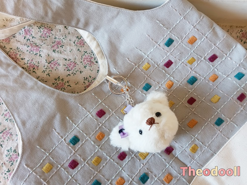 真っ白くまさんのお顔バッグチャーム